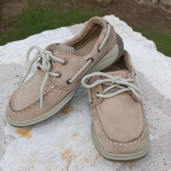 kids deck shoes